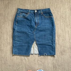 Rag & Bone Medium Wash Midi Denim Skirt | Size 28